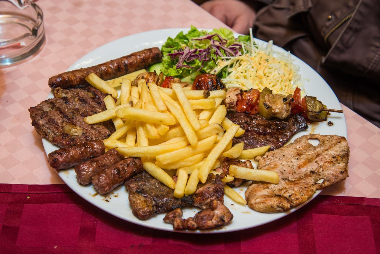 Motel Orhideja Donji Vakuf Kültér fotó