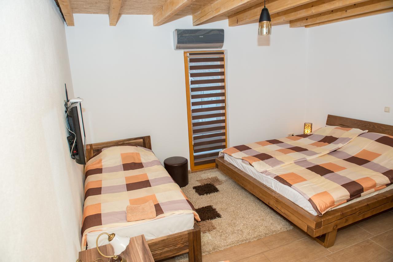 Motel Orhideja Donji Vakuf Kültér fotó