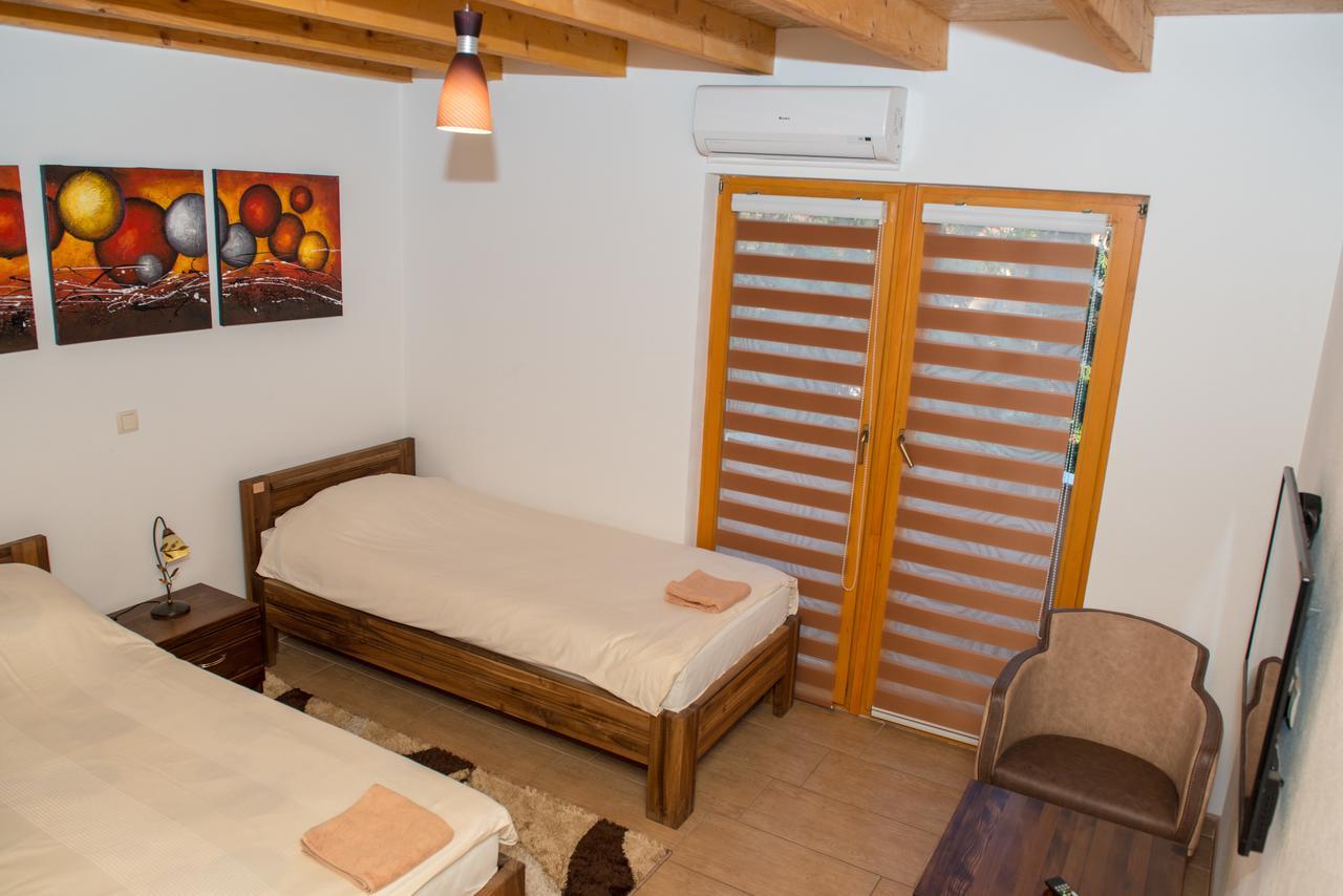 Motel Orhideja Donji Vakuf Kültér fotó